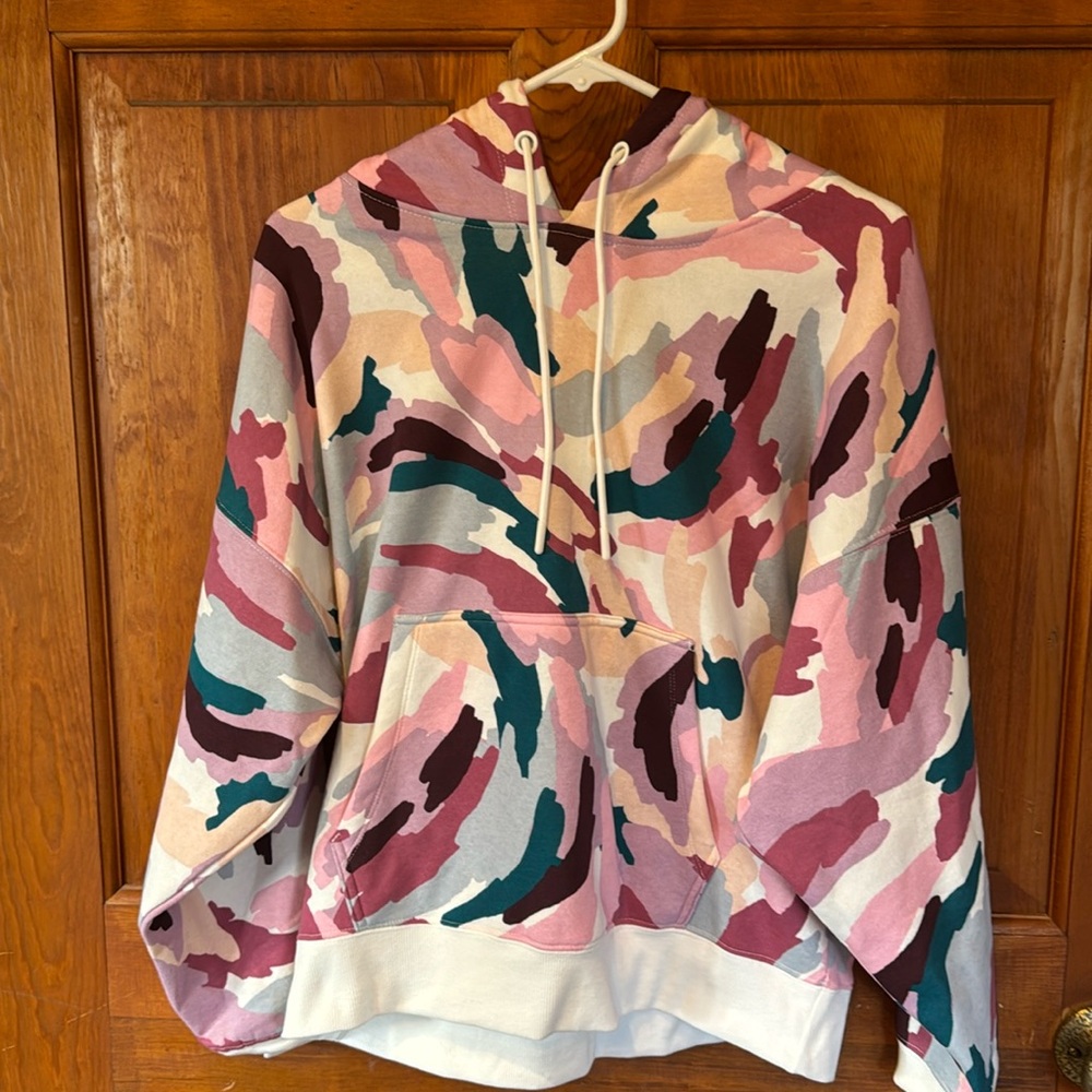 Dip Colorful hoodie. Size medium.